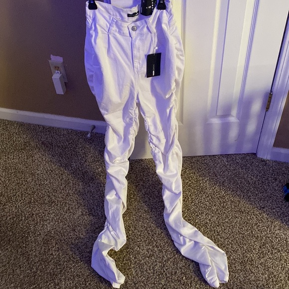 🖤 Fashion Nova Stacked Jeans 🖤 - Picture 2 of 5